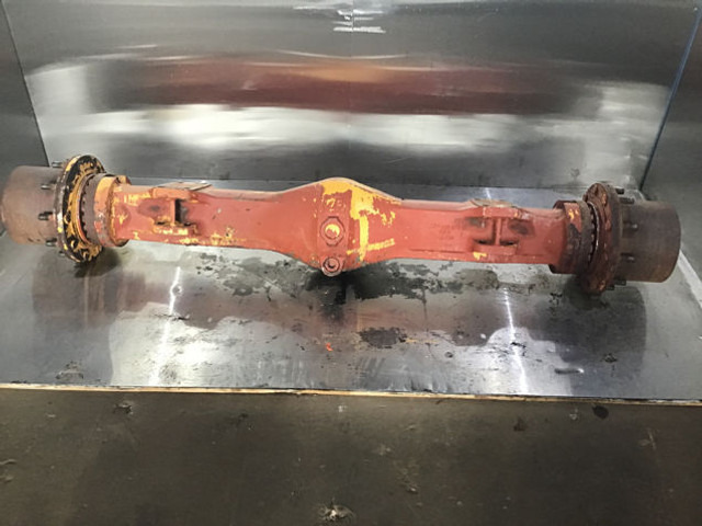Liebherr APB765 - Hinterachse: das Bild 1 Liebherr APB765 - Hinterachse: das Bild 1