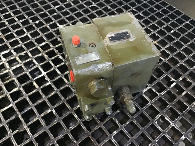 Liebherr Brake Valve - Ventil: das Bild 1 Liebherr Brake Valve - Ventil: das Bild 1