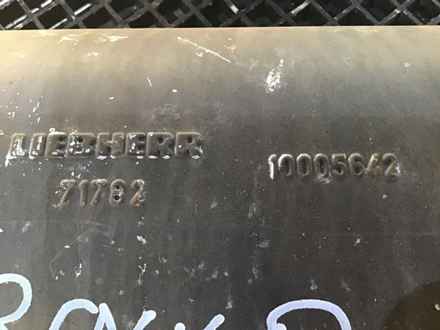 Liebherr Exhaust Silencer - Schalldämpfer: das Bild 5 Liebherr Exhaust Silencer - Schalldämpfer: das Bild 5