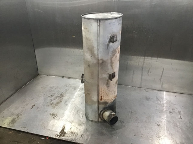 Liebherr Exhaust Silencer - Schalldämpfer: das Bild 1 Liebherr Exhaust Silencer - Schalldämpfer: das Bild 1