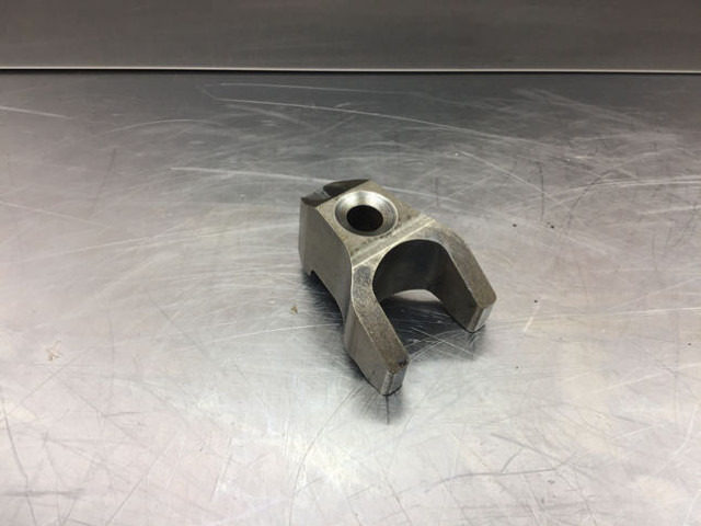 Liebherr Injector Fastening - Motor und Teile: das Bild 4 Liebherr Injector Fastening - Motor und Teile: das Bild 4