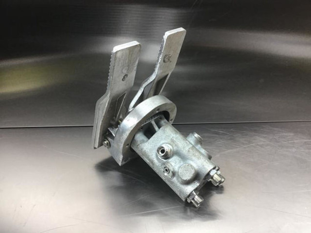 Liebherr Pilot Control Unit - Pedal: das Bild 5 Liebherr Pilot Control Unit - Pedal: das Bild 5