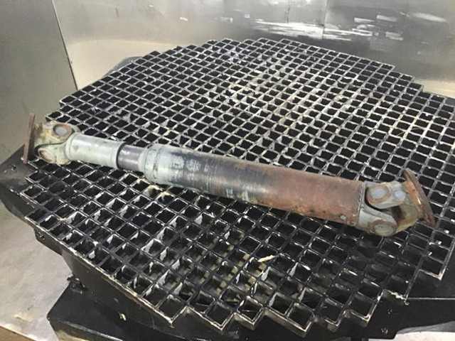 Liebherr Propellor Shaft - Antriebswelle: das Bild 1 Liebherr Propellor Shaft - Antriebswelle: das Bild 1