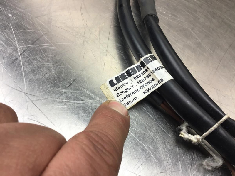 Liebherr R912 Li / R902 Li - Kabel/ Kabelbaum: das Bild 2 Liebherr R912 Li / R902 Li - Kabel/ Kabelbaum: das Bild 2