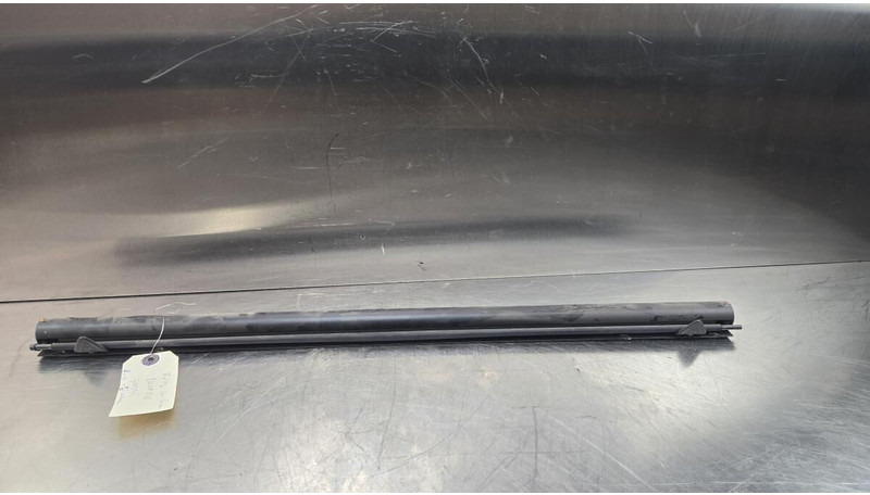 Liebherr (Rolling) - Sonnenblende: das Bild 1 Liebherr (Rolling) - Sonnenblende: das Bild 1