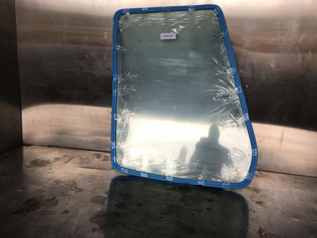 Liebherr Window Glass - Fenster und Teile: das Bild 3 Liebherr Window Glass - Fenster und Teile: das Bild 3