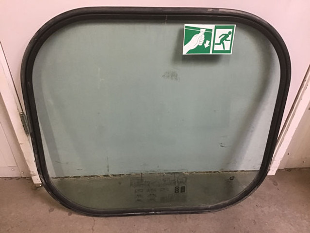 Liebherr Windows with rubber - Fenster und Teile: das Bild 1 Liebherr Windows with rubber - Fenster und Teile: das Bild 1