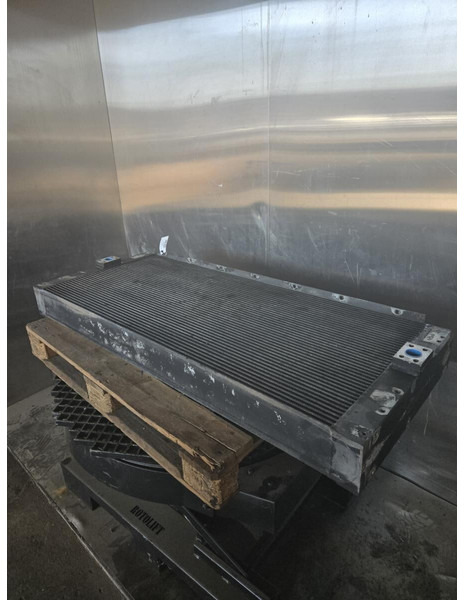 Liebherr oilcooler - Ölkühler: das Bild 1 Liebherr oilcooler - Ölkühler: das Bild 1