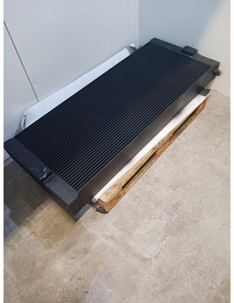 Liebherr oilcooler - Ölkühler: das Bild 1 Liebherr oilcooler - Ölkühler: das Bild 1