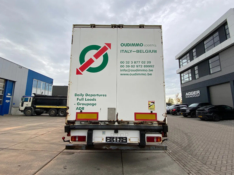 Krone SD 27 / Closed Box / Mercedes + Disc - Koffer Auflieger: das Bild 2 Krone SD 27 / Closed Box / Mercedes + Disc - Koffer Auflieger: das Bild 2