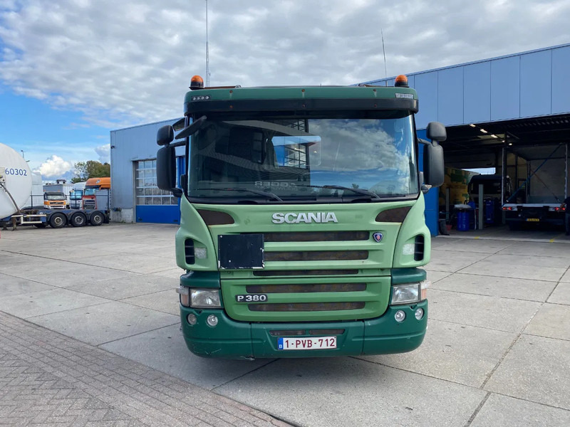Scania P380 / Semi-automatic / ADR / Euro 4 - Sattelzugmaschine: das Bild 2 Scania P380 / Semi-automatic / ADR / Euro 4 - Sattelzugmaschine: das Bild 2