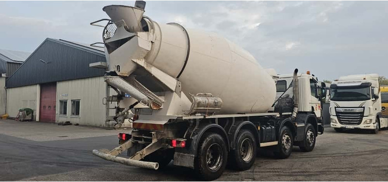 Scania P410 Mixer 9m3 LIEBHERR - Fahrmischer: das Bild 5 Scania P410 Mixer 9m3 LIEBHERR - Fahrmischer: das Bild 5