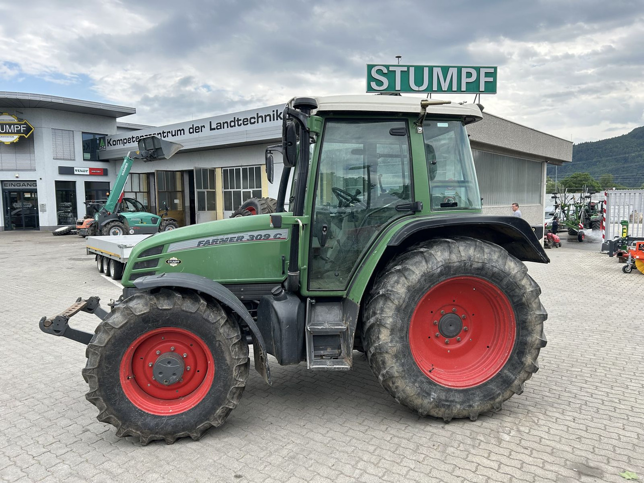 Fendt Farmer 309 CA - Traktor: das Bild 5 Fendt Farmer 309 CA - Traktor: das Bild 5