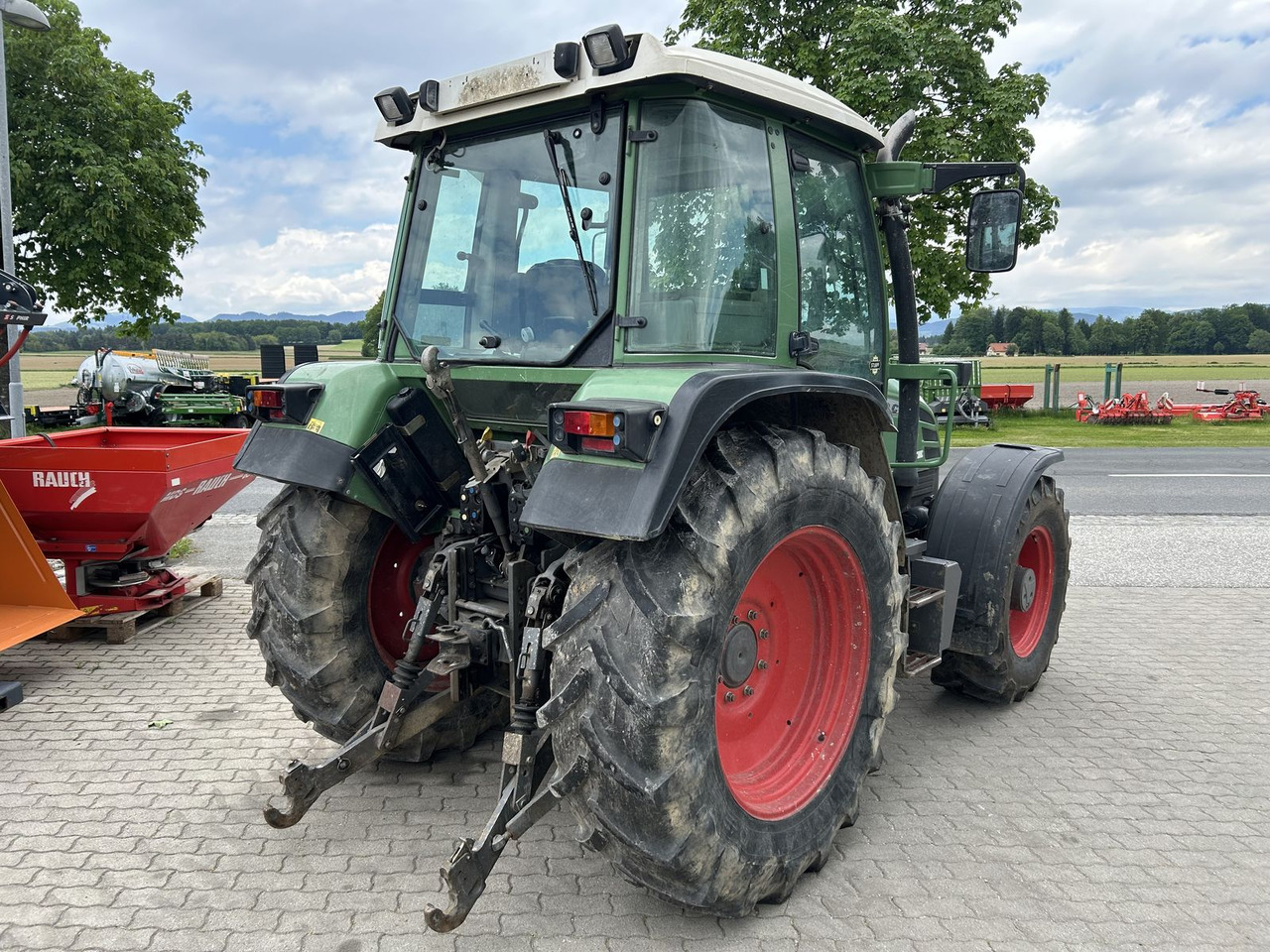 Fendt Farmer 309 CA - Traktor: das Bild 3 Fendt Farmer 309 CA - Traktor: das Bild 3