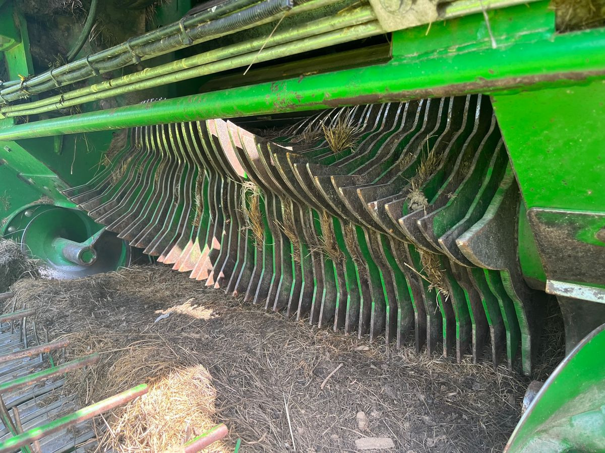 McHale V660 - Rundballenpresse: das Bild 2 McHale V660 - Rundballenpresse: das Bild 2