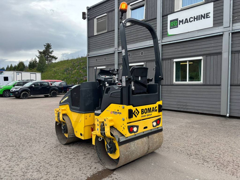 Bomag BW120AD-5 - Walzen: das Bild 2 Bomag BW120AD-5 - Walzen: das Bild 2