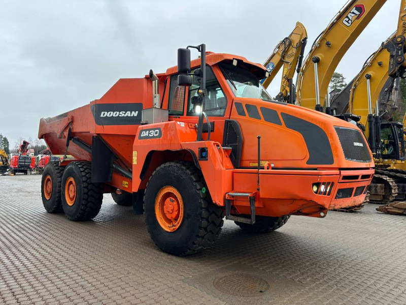 Doosan DA 30 - Knickgelenkter Dumper: das Bild 2 Doosan DA 30 - Knickgelenkter Dumper: das Bild 2