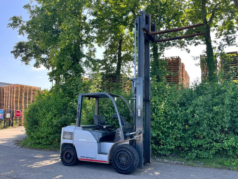 Dieselstapler Nissan FD45 W1F4A45Y FD45 W1F4A45Y: das Bild 7