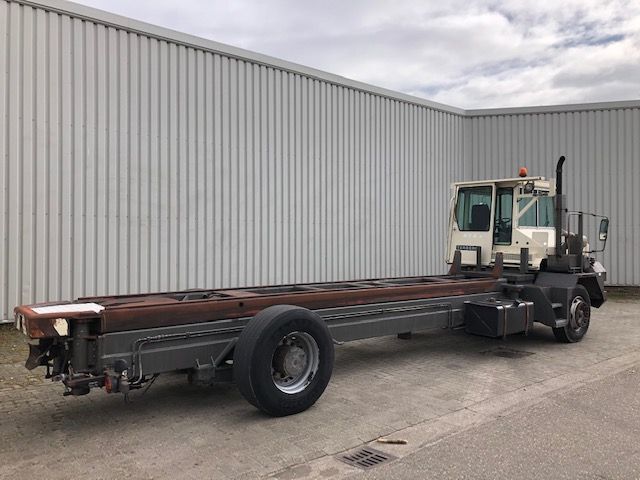 Terberg TT20 Body Carrier - Terminaltraktor: das Bild 4 Terberg TT20 Body Carrier - Terminaltraktor: das Bild 4