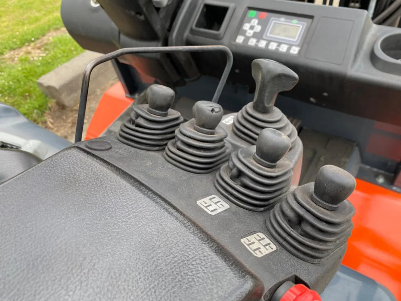 Elektrostapler Toyota 8FBMT40: das Bild 8