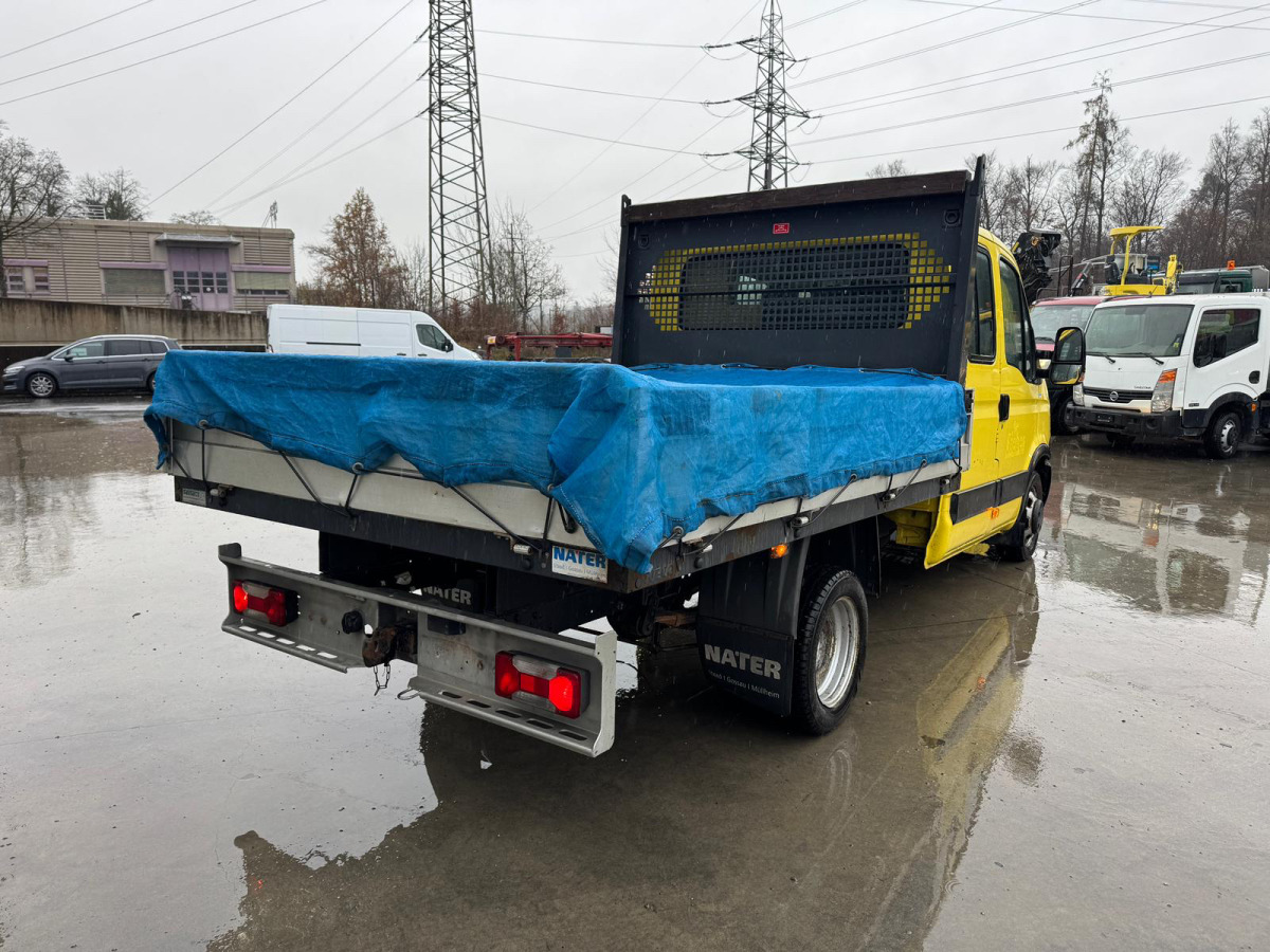 IVECO Daily 35C15 4x2 - Pritsche Transporter, Transporter mit Doppelkabine: das Bild 4 IVECO Daily 35C15 4x2 - Pritsche Transporter, Transporter mit Doppelkabine: das Bild 4
