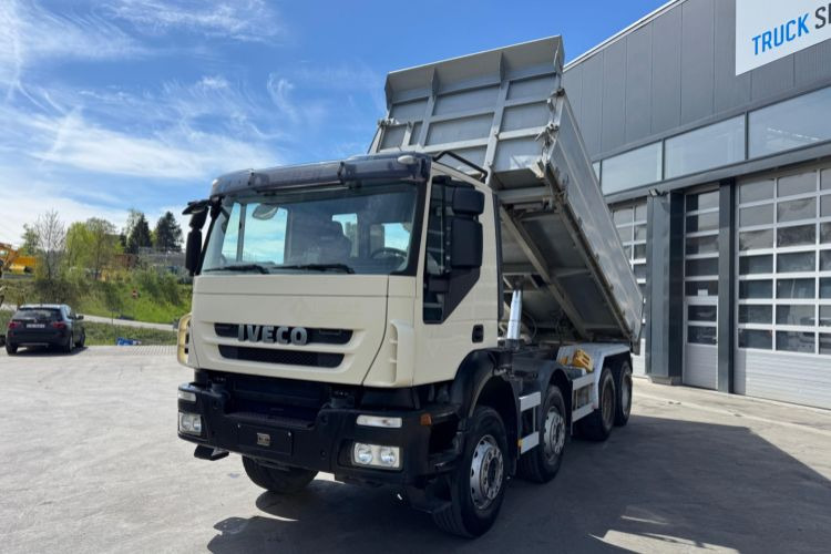 Iveco Trakker 450 8x4 - Kipper: das Bild 1 Iveco Trakker 450 8x4 - Kipper: das Bild 1