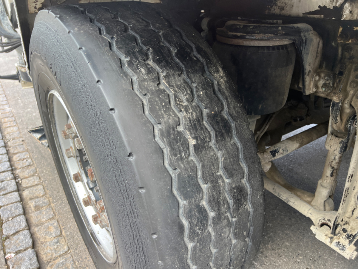 MAN TGS 35.480 10x4 10m3 Förderband 17M Liebherr - Leasing MAN TGS 35.480 10x4 10m3 Förderband 17M Liebherr: das Bild 11