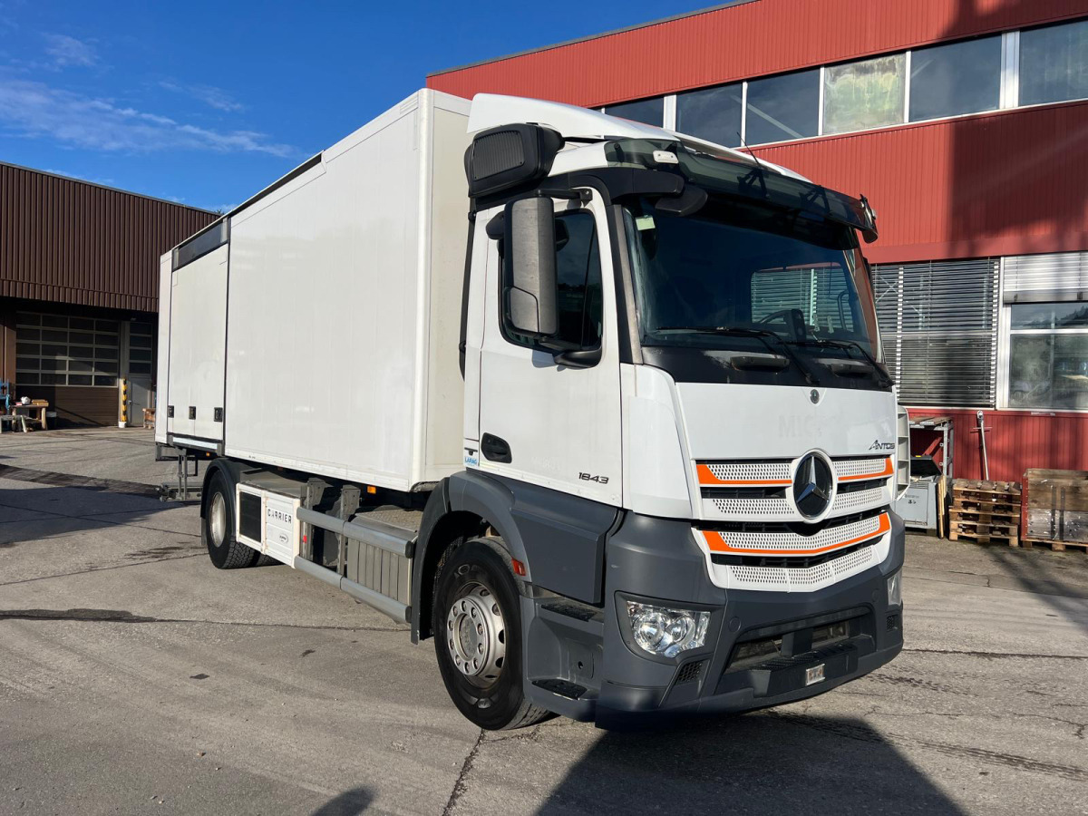 MERCEDES 4x Antos 1843 4x2 Kühler - Kühlkoffer LKW: das Bild 3 MERCEDES 4x Antos 1843 4x2 Kühler - Kühlkoffer LKW: das Bild 3