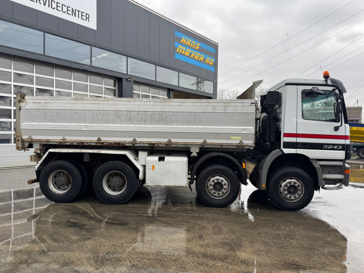 MERCEDES Actros 3243 Moser Bordmatic - Kipper: das Bild 5 MERCEDES Actros 3243 Moser Bordmatic - Kipper: das Bild 5