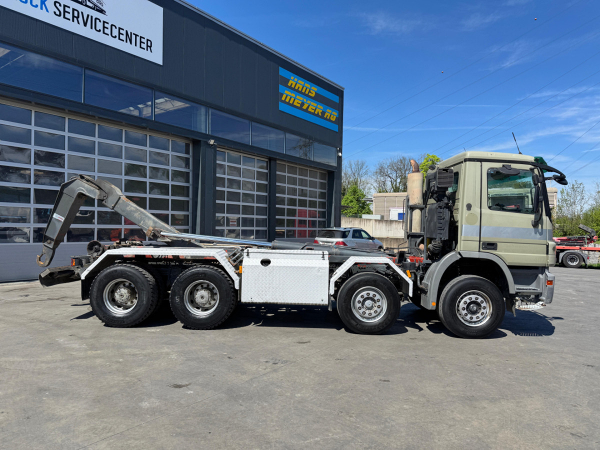 MERCEDES Actros 3244 8x4 Hiab 26T AHK - Abrollkipper: das Bild 3 MERCEDES Actros 3244 8x4 Hiab 26T AHK - Abrollkipper: das Bild 3
