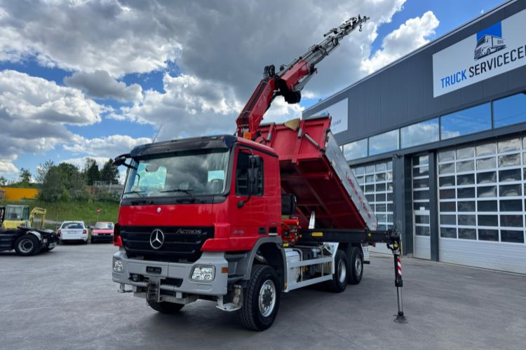 Mercedes-Benz Actros 2646 6x4/4 Fassi 275-8 Kipper - Autokran: das Bild 2 Mercedes-Benz Actros 2646 6x4/4 Fassi 275-8 Kipper - Autokran: das Bild 2