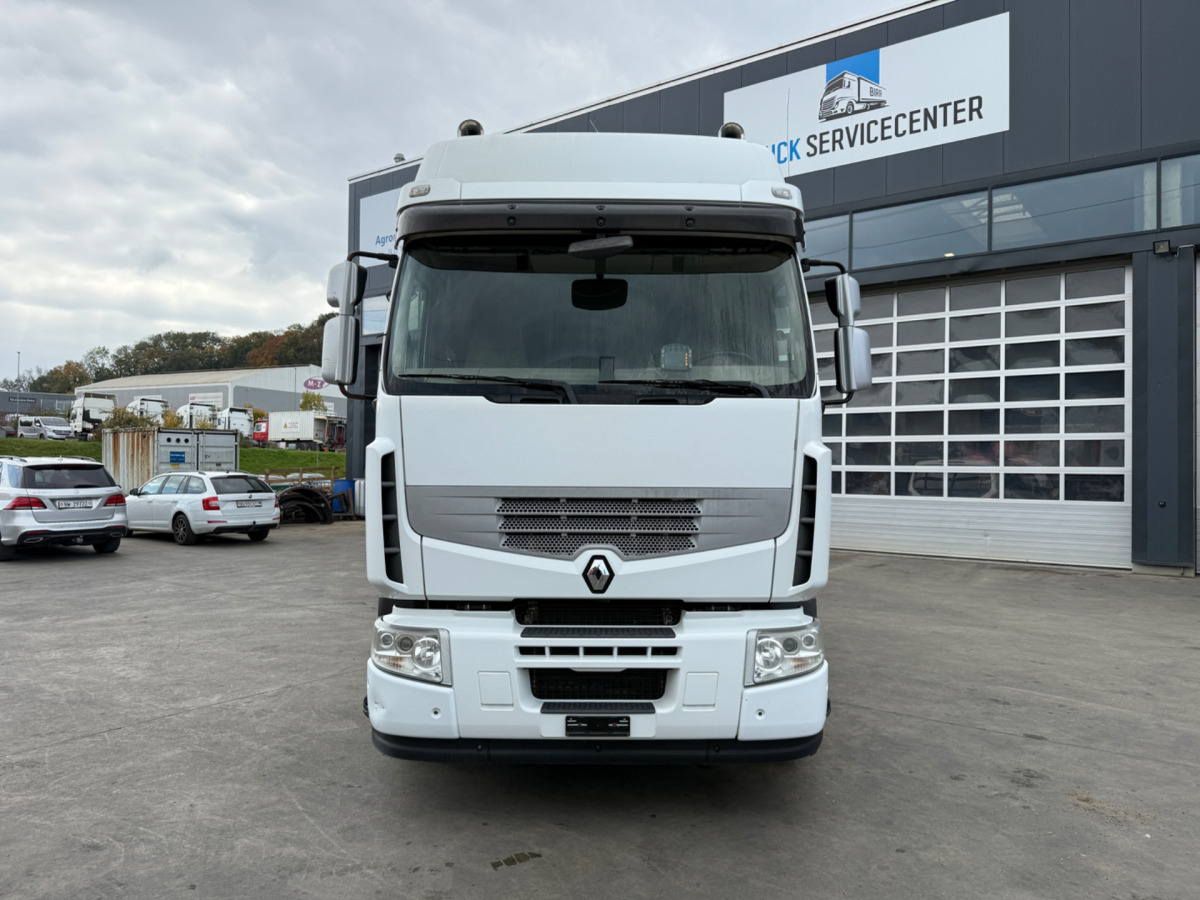 RENAULT Lander 8x2 Retarder Lift-&Lenkachse - Abrollkipper: das Bild 2 RENAULT Lander 8x2 Retarder Lift-&Lenkachse - Abrollkipper: das Bild 2