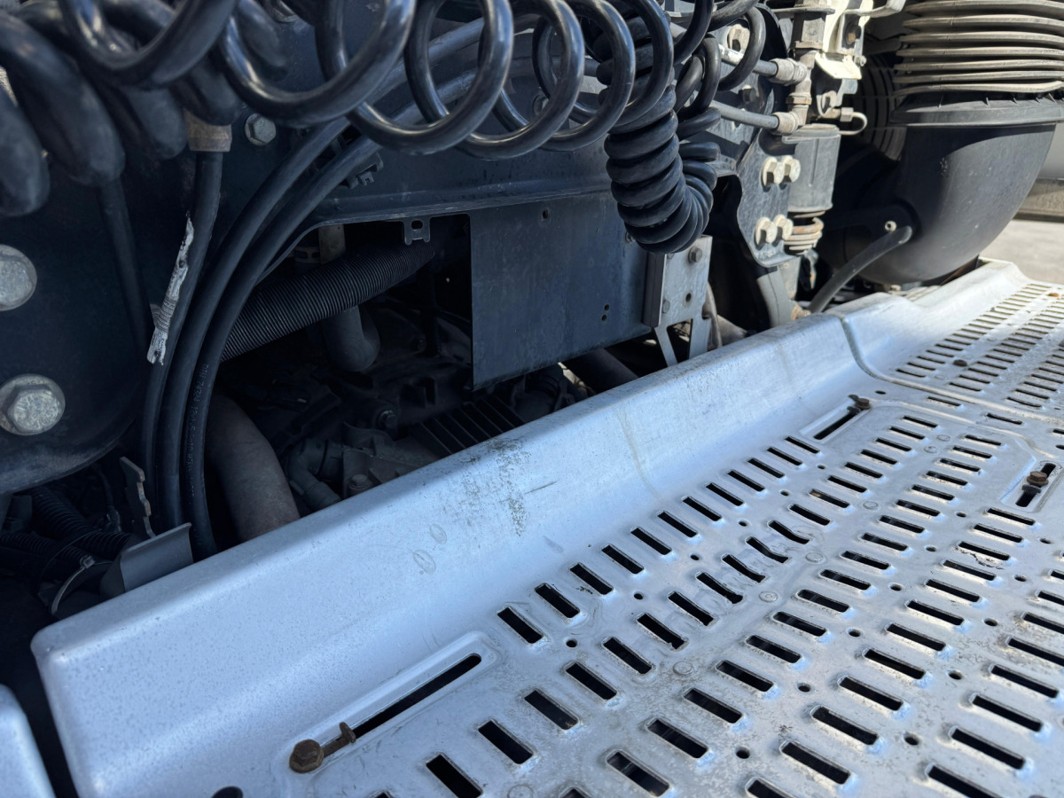 Sattelzugmaschine DAF XF460 4x2: das Bild 10