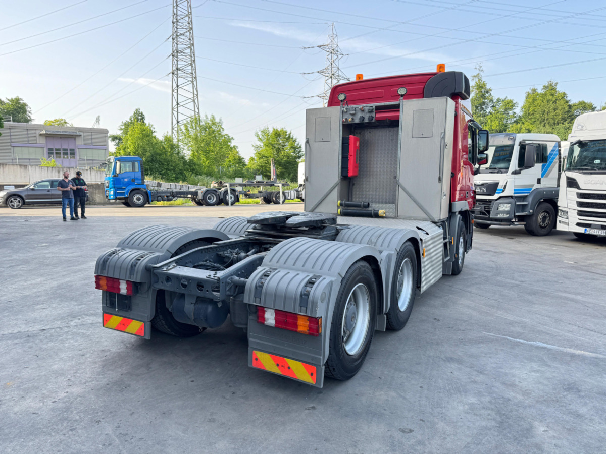 MERCEDES Actros 3360 V8 6x4 - Sattelzugmaschine: das Bild 5 MERCEDES Actros 3360 V8 6x4 - Sattelzugmaschine: das Bild 5