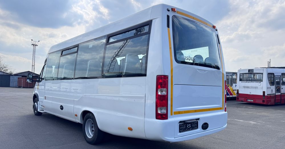 Irisbus Iveco / DURISOTTI / -28miejsc /euro5/ mała klima / winda / 114000 zł netto - Kleinbus, Personentransporter: das Bild 3 Irisbus Iveco / DURISOTTI / -28miejsc /euro5/ mała klima / winda / 114000 zł netto - Kleinbus, Personentransporter: das Bild 3