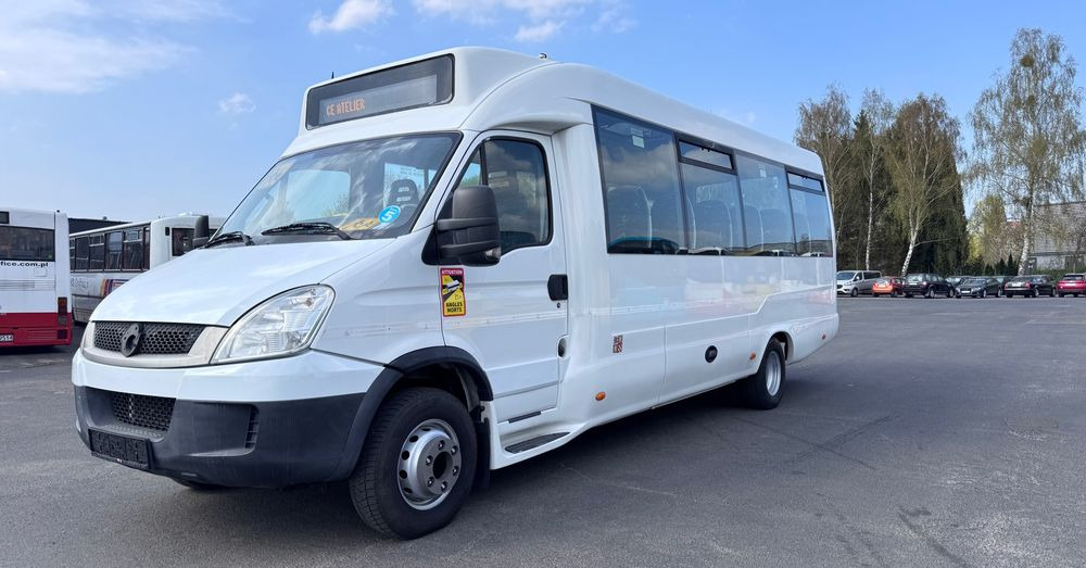 Irisbus Iveco / DURISOTTI / -28miejsc /euro5/ mała klima / winda / 114000 zł netto - Kleinbus, Personentransporter: das Bild 2 Irisbus Iveco / DURISOTTI / -28miejsc /euro5/ mała klima / winda / 114000 zł netto - Kleinbus, Personentransporter: das Bild 2