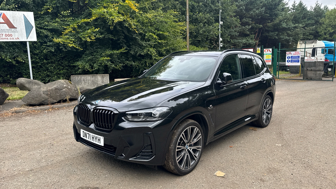 BMW X3 xDrive 30e M Sport - SUV/ Geländewagen: das Bild 2 BMW X3 xDrive 30e M Sport - SUV/ Geländewagen: das Bild 2