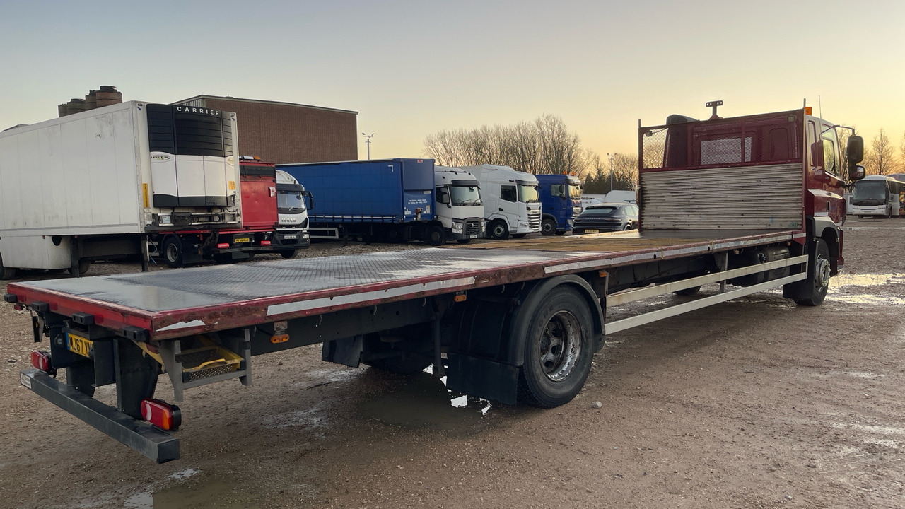 DAF CF 230 - Pritsche LKW: das Bild 4 DAF CF 230 - Pritsche LKW: das Bild 4