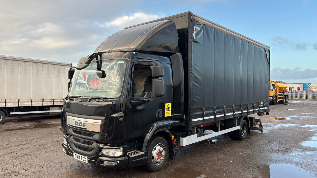 DAF LF 150 - Plane LKW: das Bild 2 DAF LF 150 - Plane LKW: das Bild 2