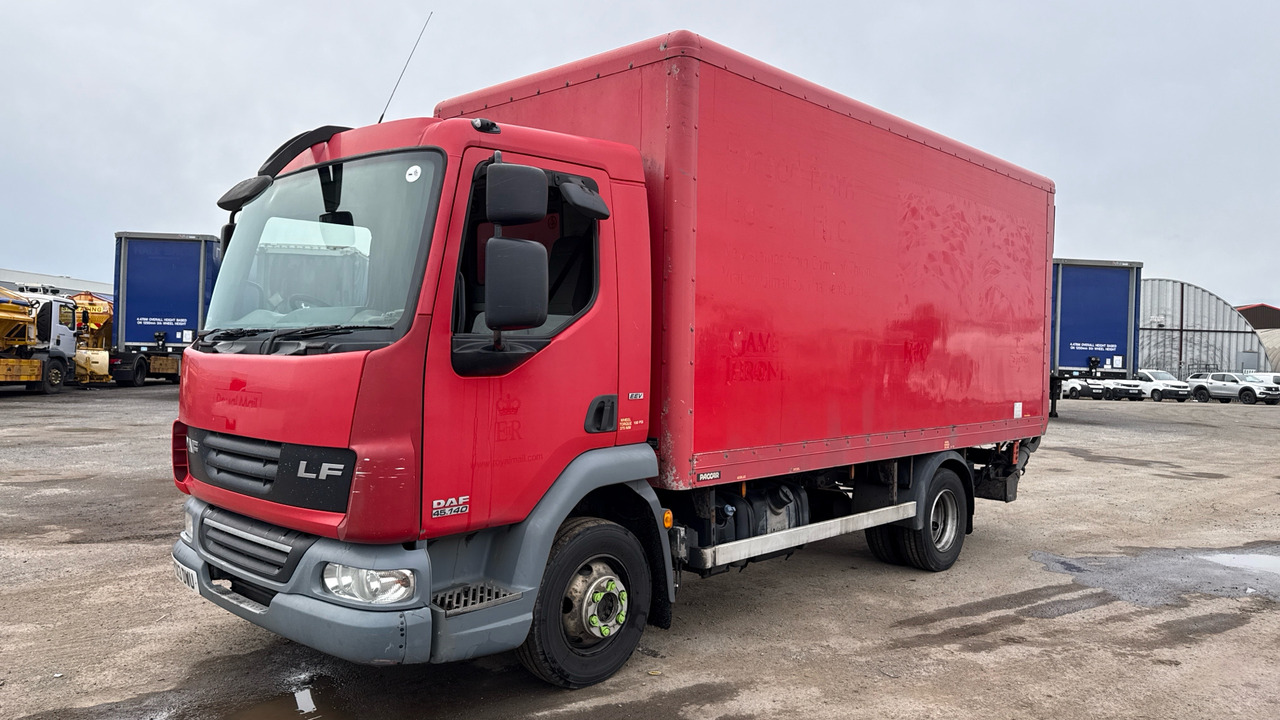DAF LF 45.140 - Koffer LKW: das Bild 2 DAF LF 45.140 - Koffer LKW: das Bild 2