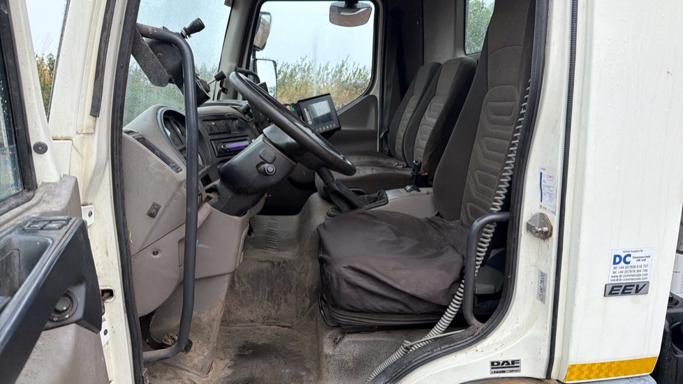 DAF LF 45.160 - Kehrmaschine: das Bild 5 DAF LF 45.160 - Kehrmaschine: das Bild 5