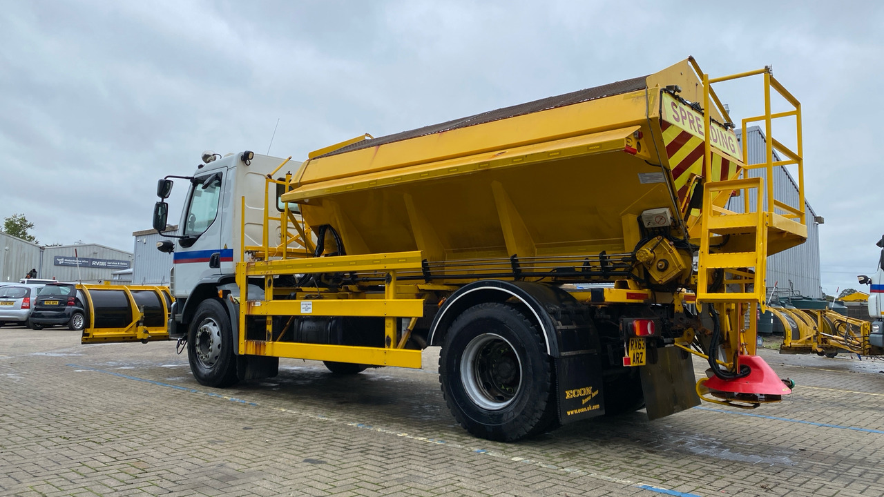 DAF LF 55.220 - Schneeräumfahrzeug: das Bild 3 DAF LF 55.220 - Schneeräumfahrzeug: das Bild 3