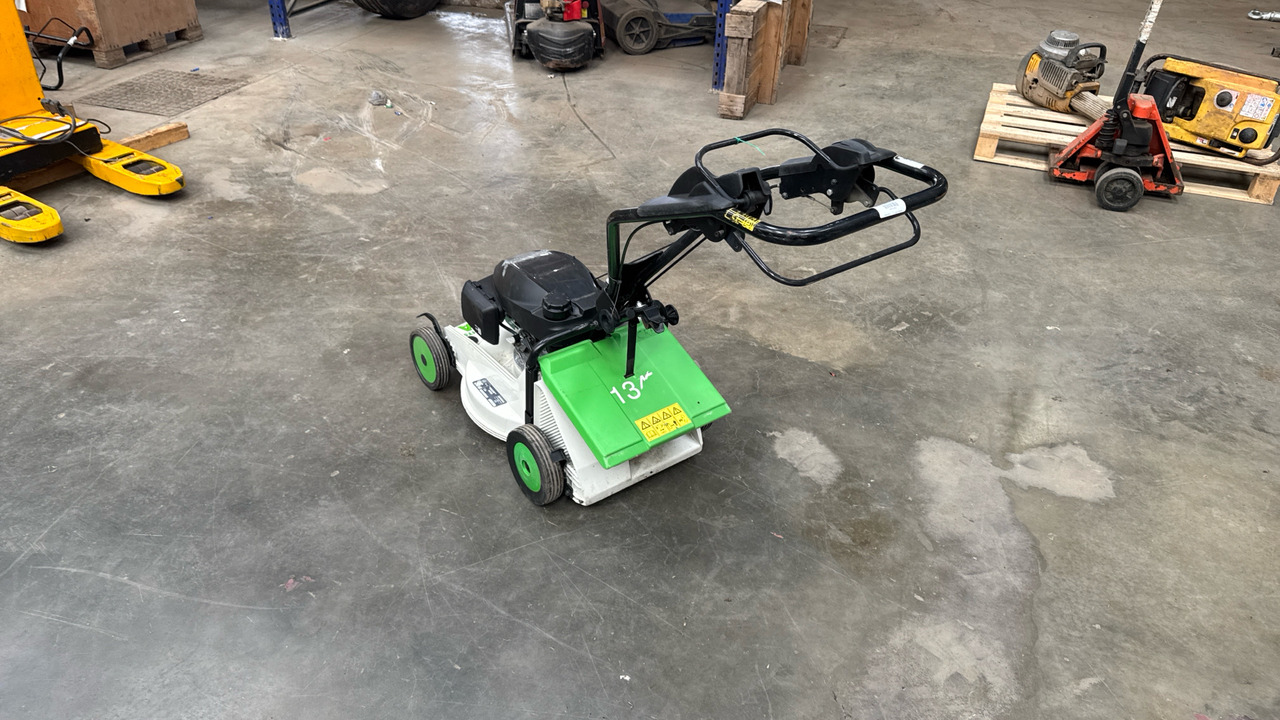 ETESIA PRO 46 BS1347 - Baugeräte: das Bild 3 ETESIA PRO 46 BS1347 - Baugeräte: das Bild 3