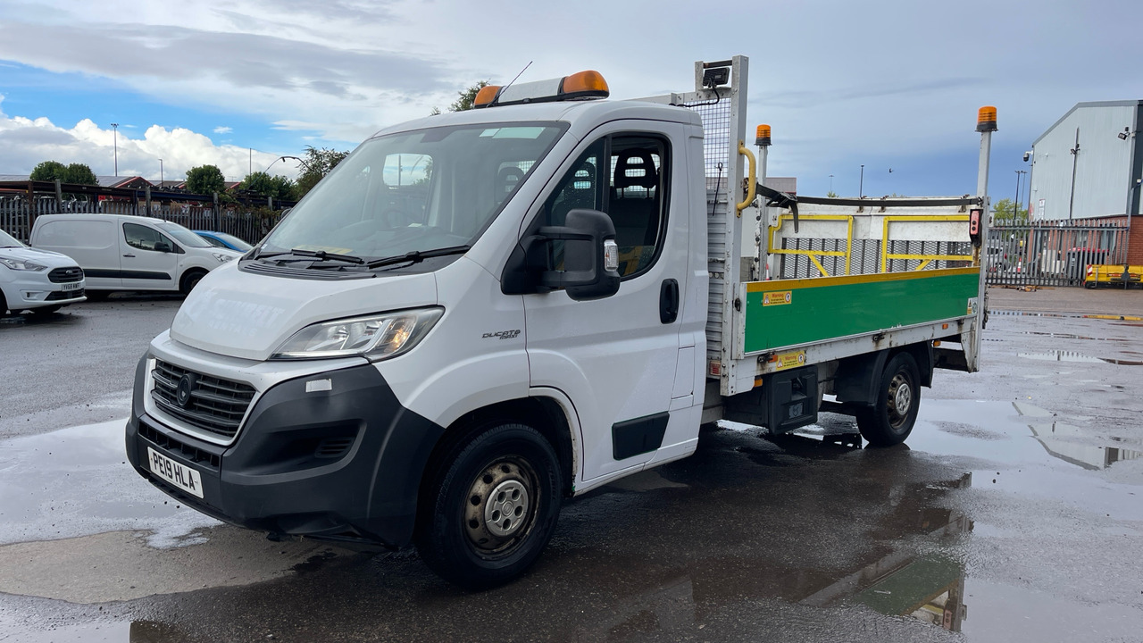 FIAT DUCATO 35 2.3 MULTIJET 130PS - Pritsche Transporter: das Bild 2 FIAT DUCATO 35 2.3 MULTIJET 130PS - Pritsche Transporter: das Bild 2