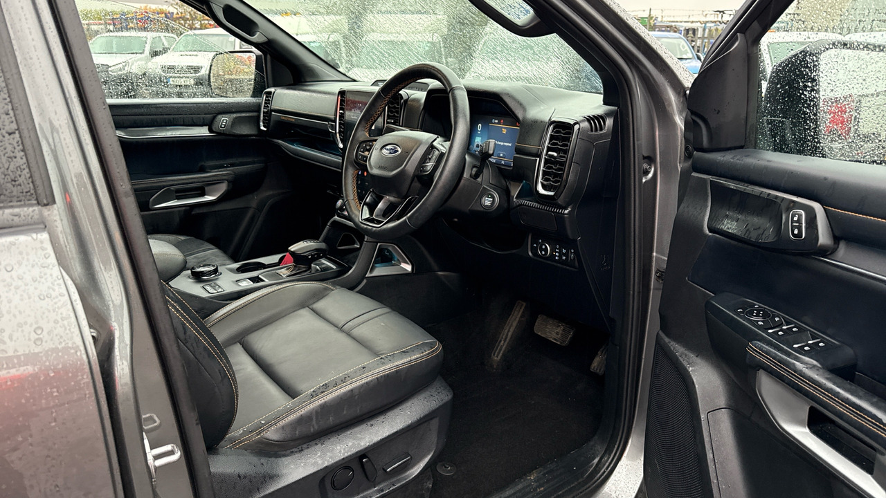 FORD RANGER WILDTRAK 2.0 ECOBLUE 205PS - Pick-up, Transporter mit Doppelkabine: das Bild 5 FORD RANGER WILDTRAK 2.0 ECOBLUE 205PS - Pick-up, Transporter mit Doppelkabine: das Bild 5