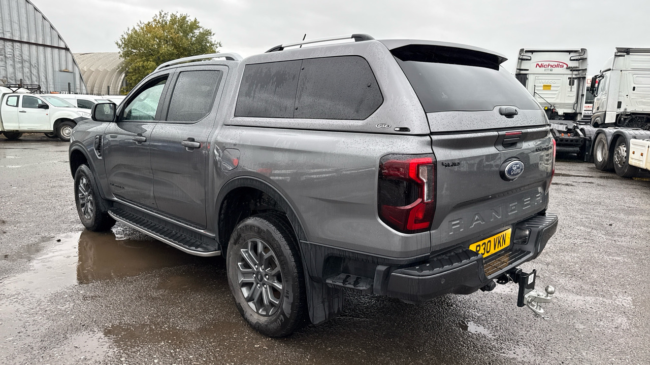 FORD RANGER WILDTRAK 2.0 ECOBLUE 205PS - Pick-up, Transporter mit Doppelkabine: das Bild 3 FORD RANGER WILDTRAK 2.0 ECOBLUE 205PS - Pick-up, Transporter mit Doppelkabine: das Bild 3