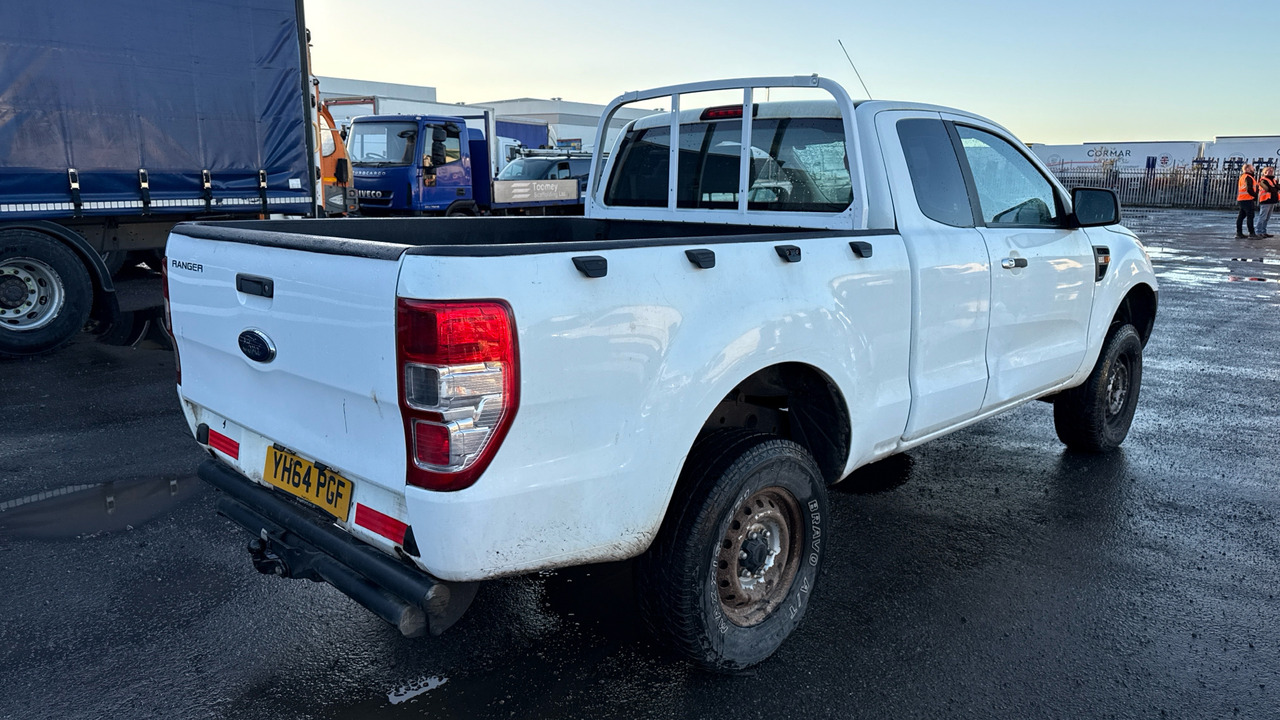 FORD RANGER XL 2.2 TDCi 150ps - Pick-up, Transporter mit Doppelkabine: das Bild 4 FORD RANGER XL 2.2 TDCi 150ps - Pick-up, Transporter mit Doppelkabine: das Bild 4