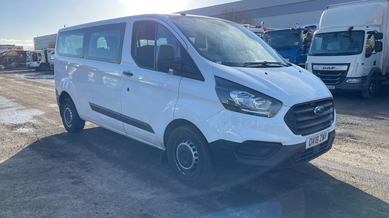 FORD TRANSIT CUSTOM 2.0 TDCi 130ps Low Roof Kombi Van - Transporter mit Doppelkabine: das Bild 1 FORD TRANSIT CUSTOM 2.0 TDCi 130ps Low Roof Kombi Van - Transporter mit Doppelkabine: das Bild 1