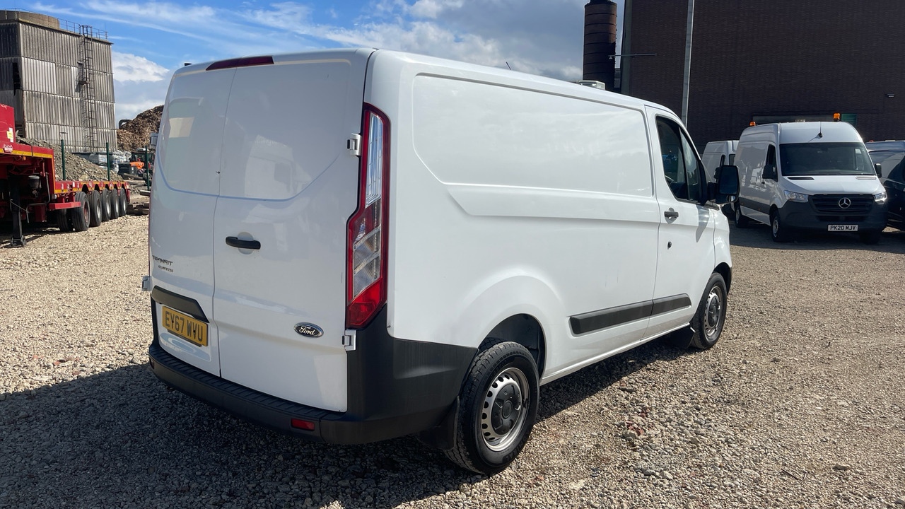 FORD TRANSIT CUSTOM 270 2.0 TDCI 105PS - Kleintransporter: das Bild 4 FORD TRANSIT CUSTOM 270 2.0 TDCI 105PS - Kleintransporter: das Bild 4