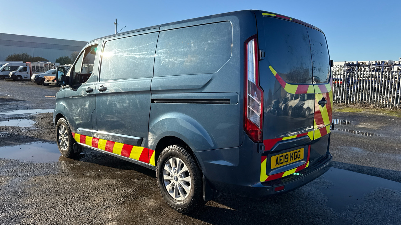 Ford Transit Custom 280 2.0 EcoBlue 130ps Limited - Kleintransporter: das Bild 3 Ford Transit Custom 280 2.0 EcoBlue 130ps Limited - Kleintransporter: das Bild 3